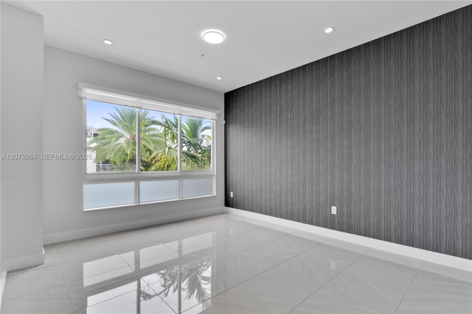 Townhouse at 10517 NW 66th St, Doral FL 33178