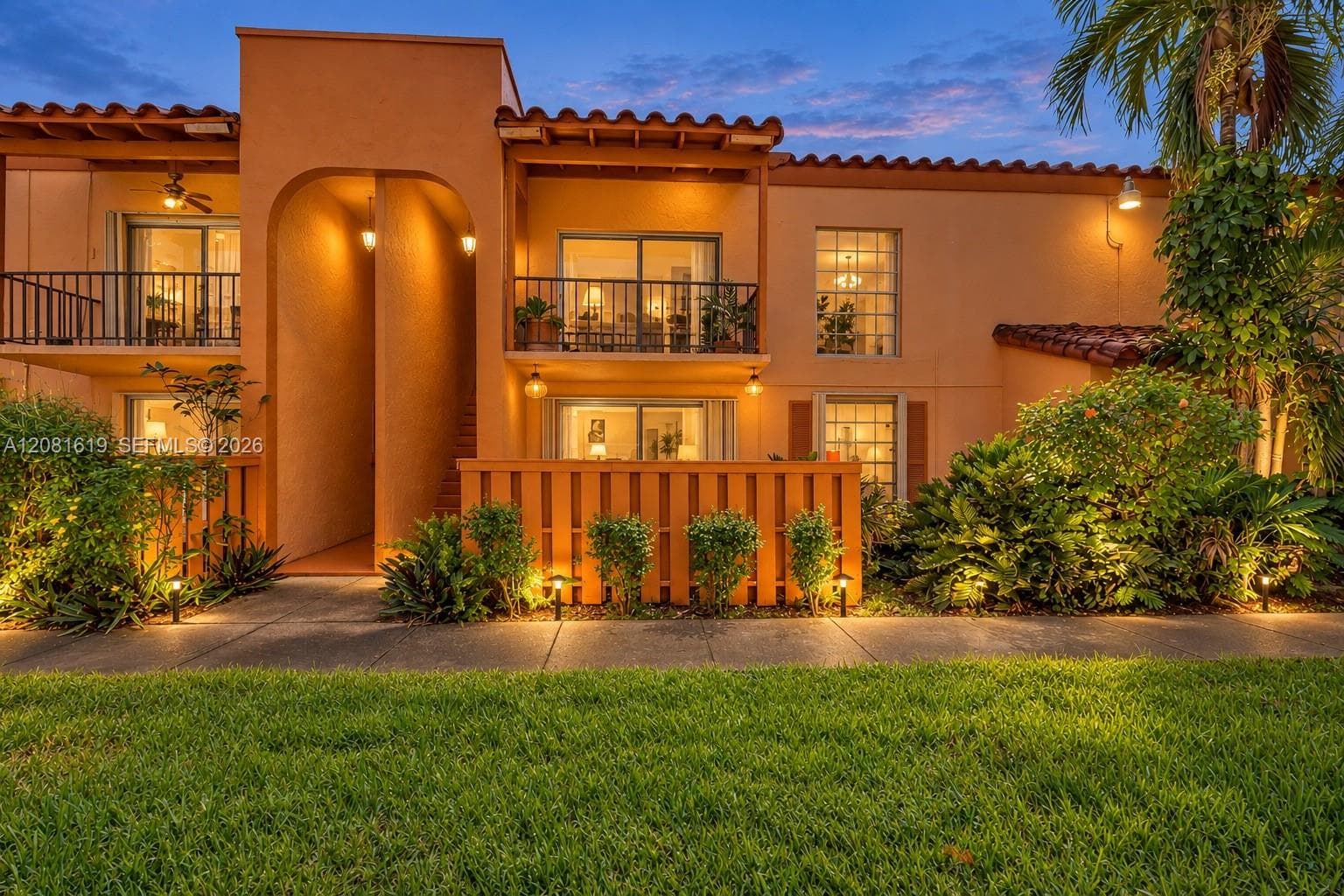 Condominium at 7110 Fairway Dr # L12, Miami Lakes FL 33014