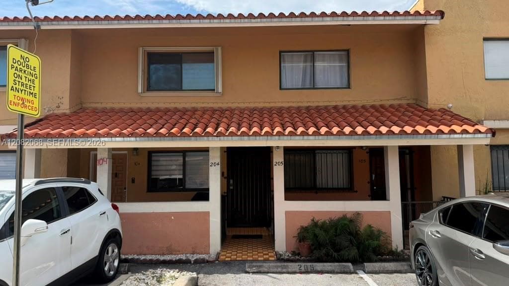 Condominium at 2770 W 61st Pl # 204, Hialeah FL 33016