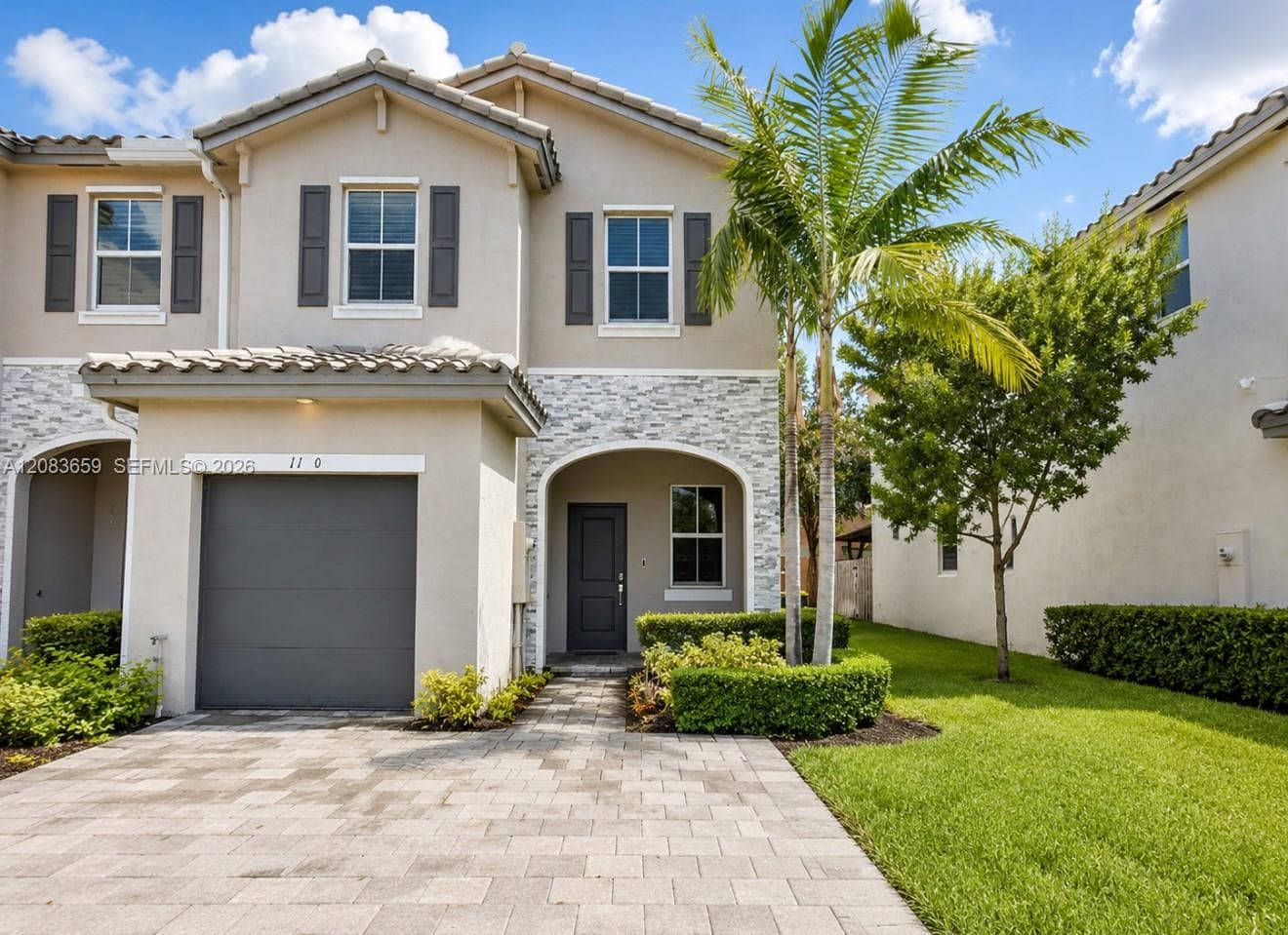 Townhouse at 1100 SE 26th Ter, Homestead FL 33035