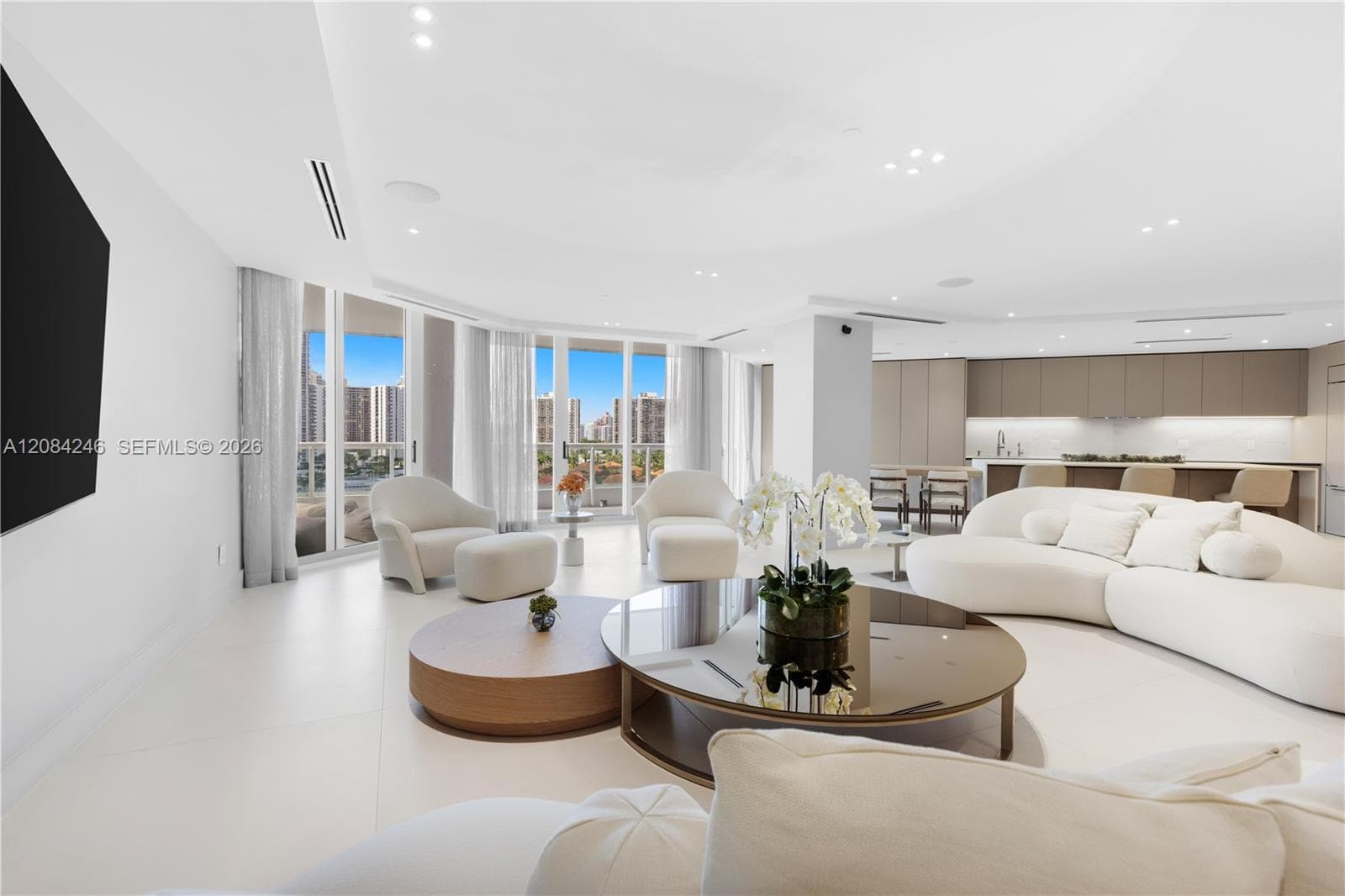 Condominium at 21050 Point Pl # 902, Aventura FL 33180